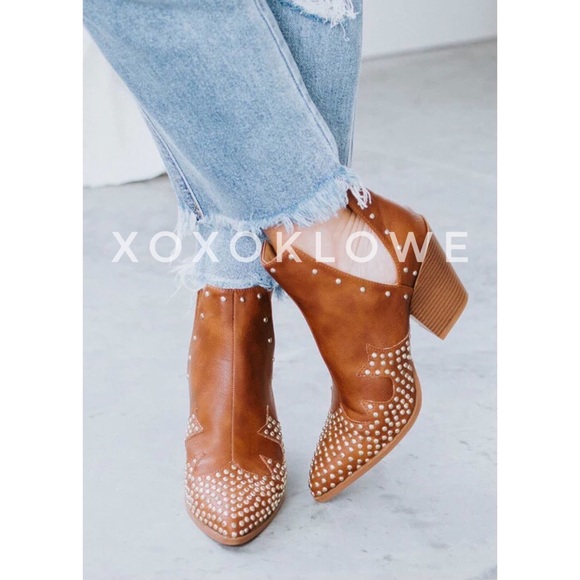 MATA Tan Western Gold Studded Ankle Boots Vegan Leather - Picture 4 of 13